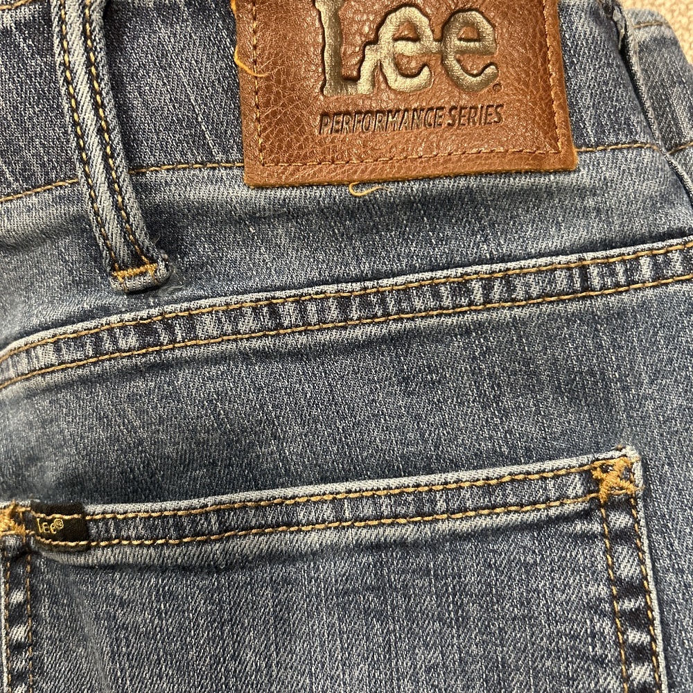 Lee Extreme Motion Jeans